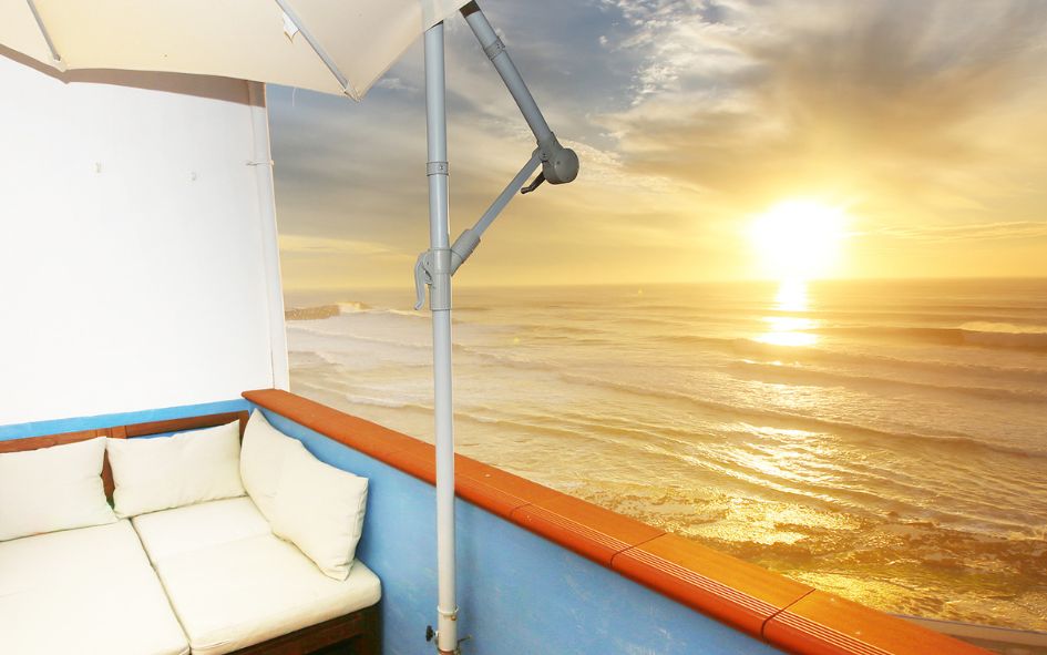 Appartement arriba deux avec un balcon vue mer et coucher de soleil