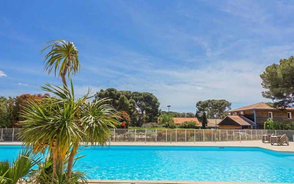 Camping les Chalets de la mer piscine exterieure