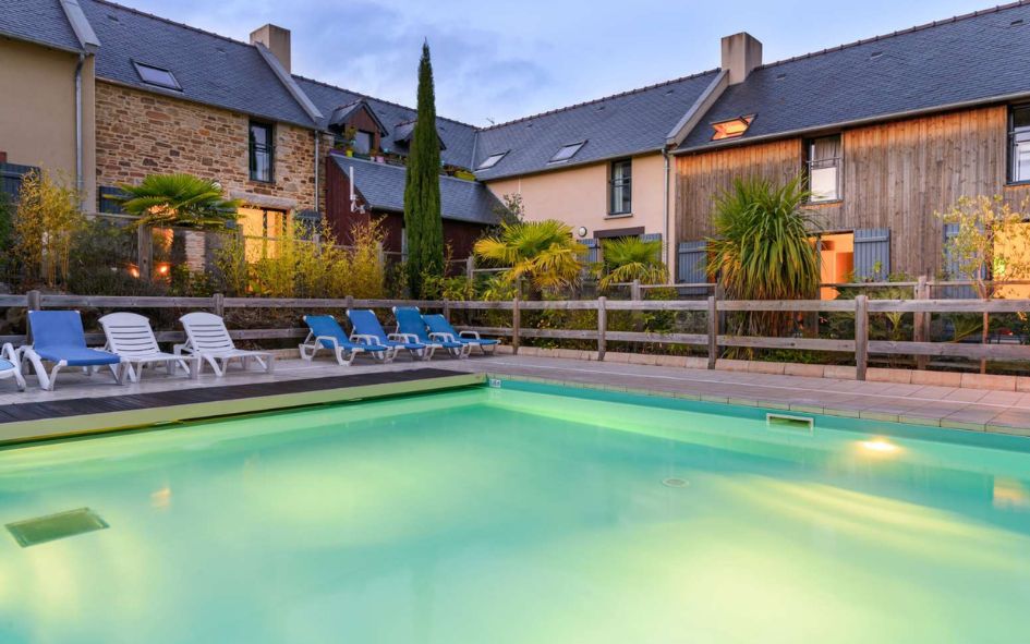 Residence les hauts de la houle piscine exterieure