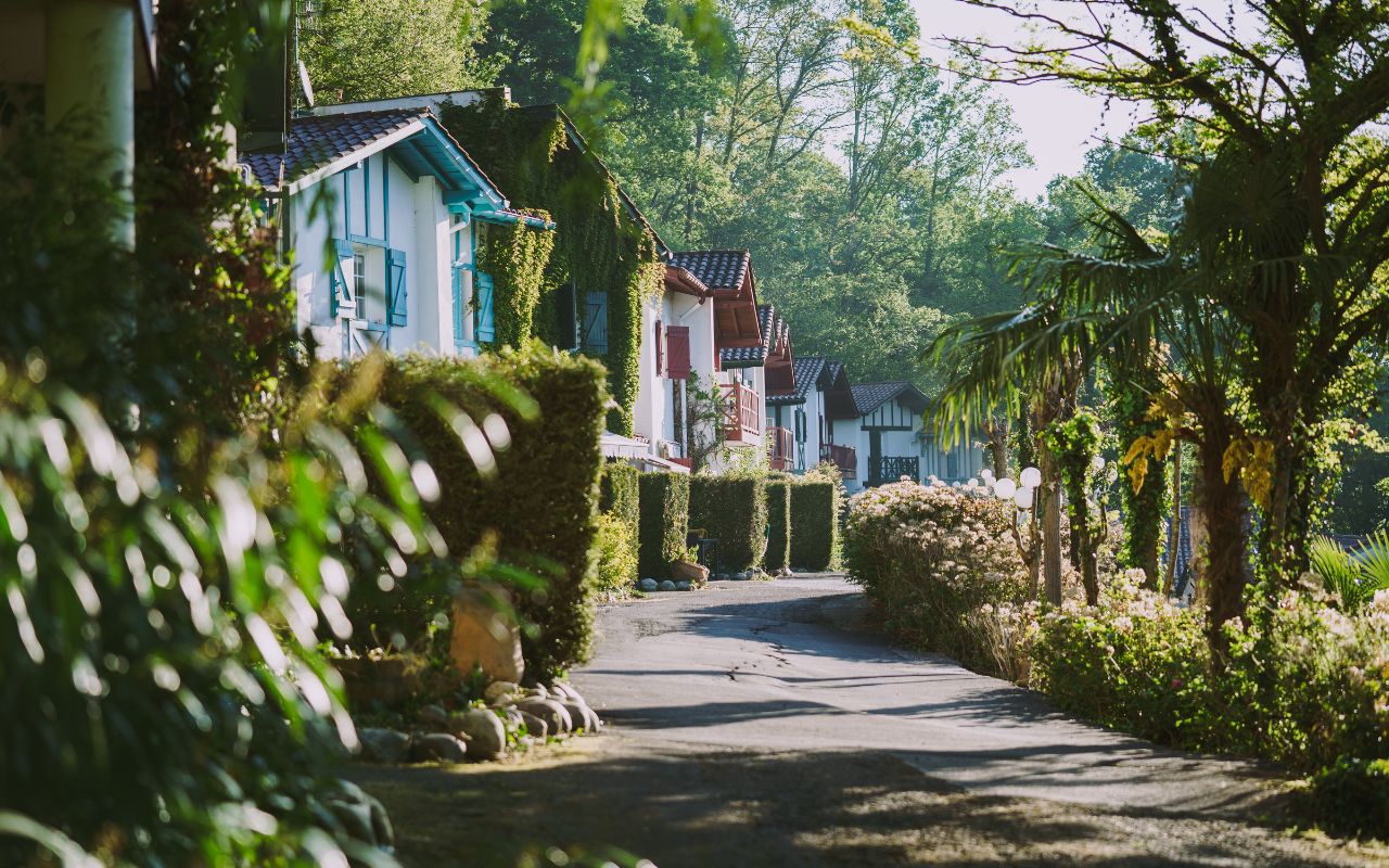 Vacances nature et déconnexion en famille aux Collines Iduki au Pays Basque