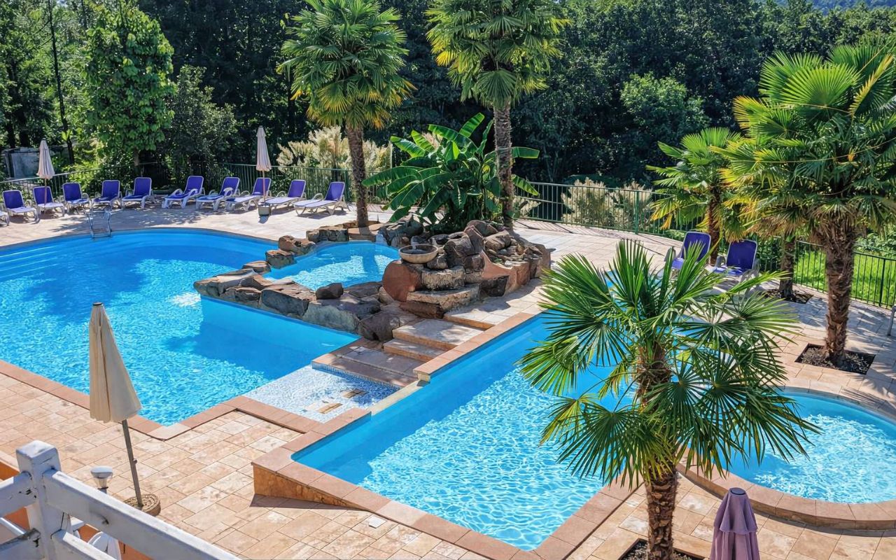 Piscine les gites du creil haut