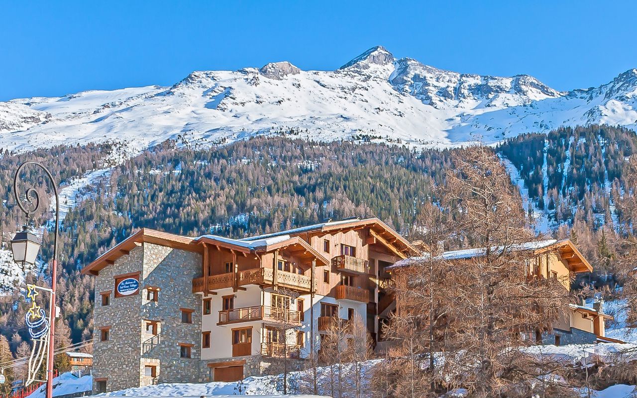 Résidence Les Balcons de Val-Cenis Le Village à proximité immédiate avec les pistes