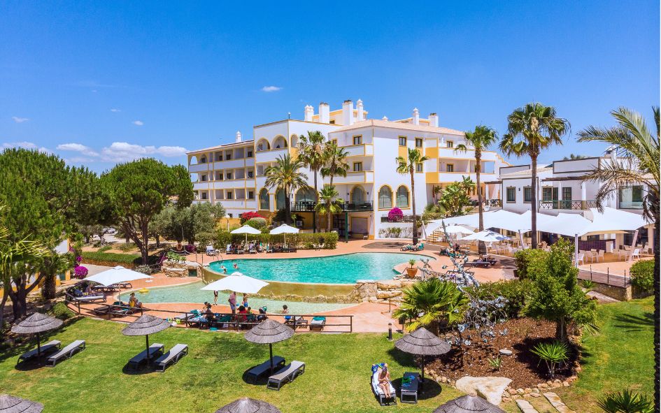 Residence Vale d'El Rei Hotels et Villas vue globale de l'espace aquatique