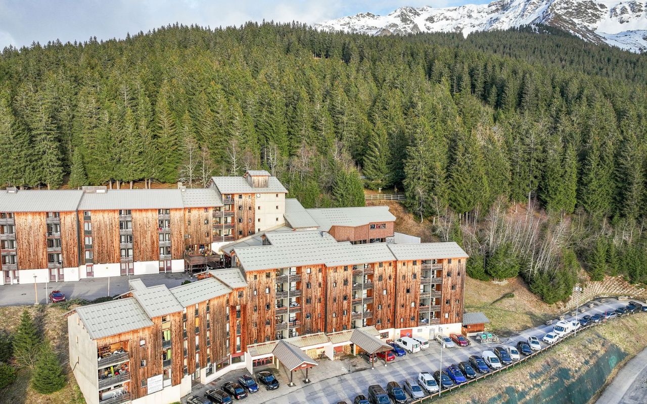 Village club les sept laux façade extérieure